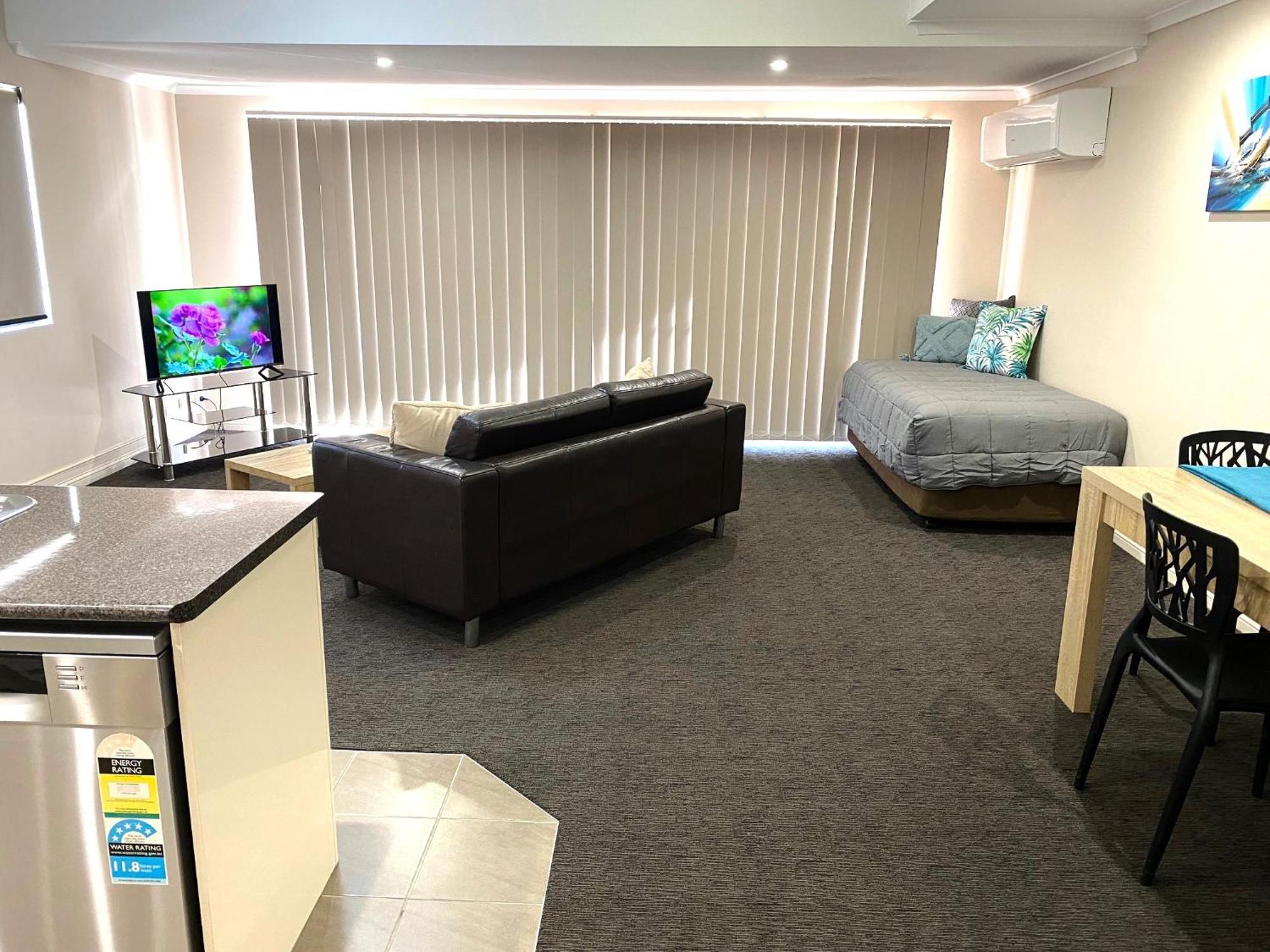 And Aparthotel 4*